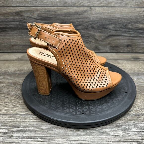 Flexi Shoes - Flexi Heels Womens size 6.5 Tan Block Heel